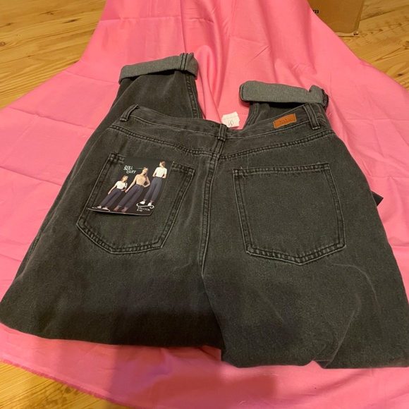 Faded Black Balloon Jeans by Simple Society size 9/29 - Picture 6 of 11